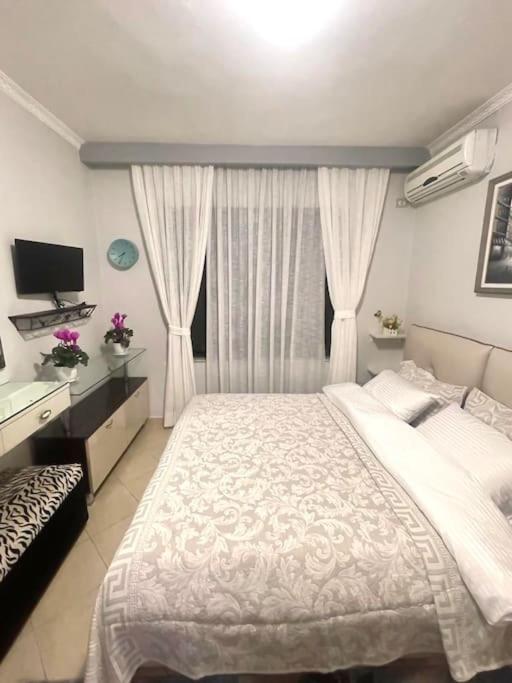 Nice Central Apartment In Tirana City Zewnętrze zdjęcie